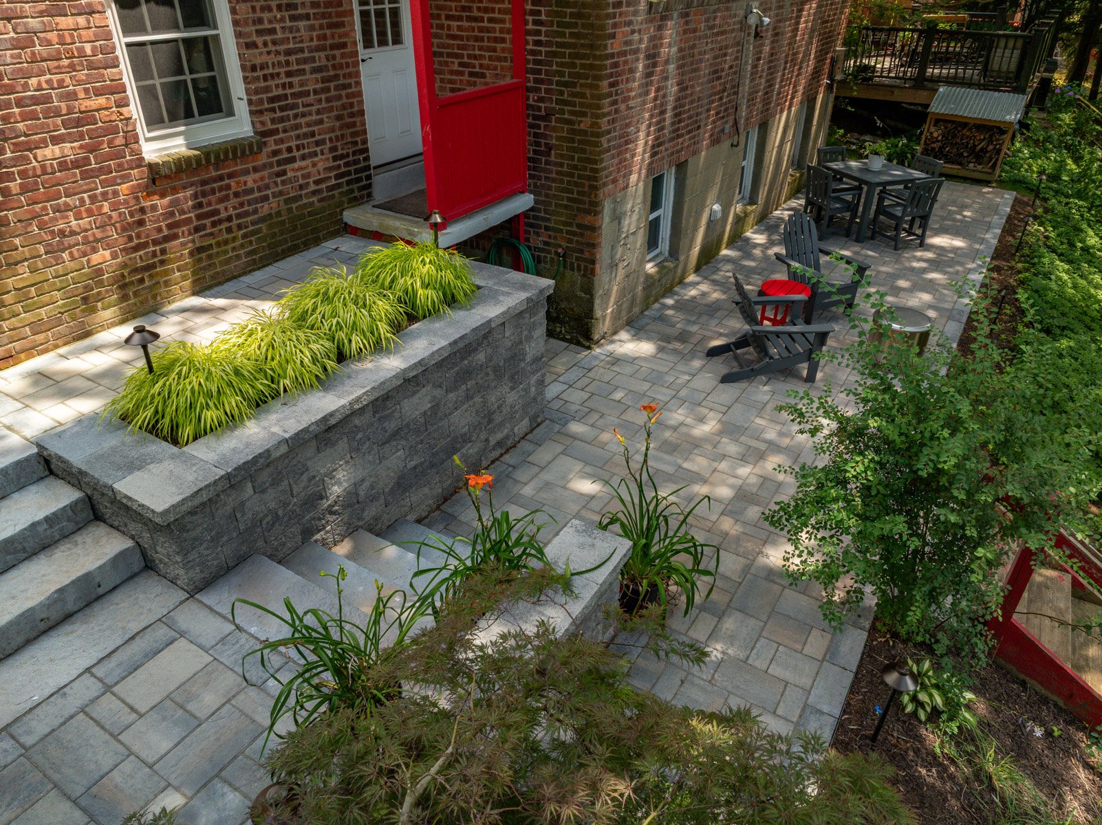 variety of plants help create privacy screens